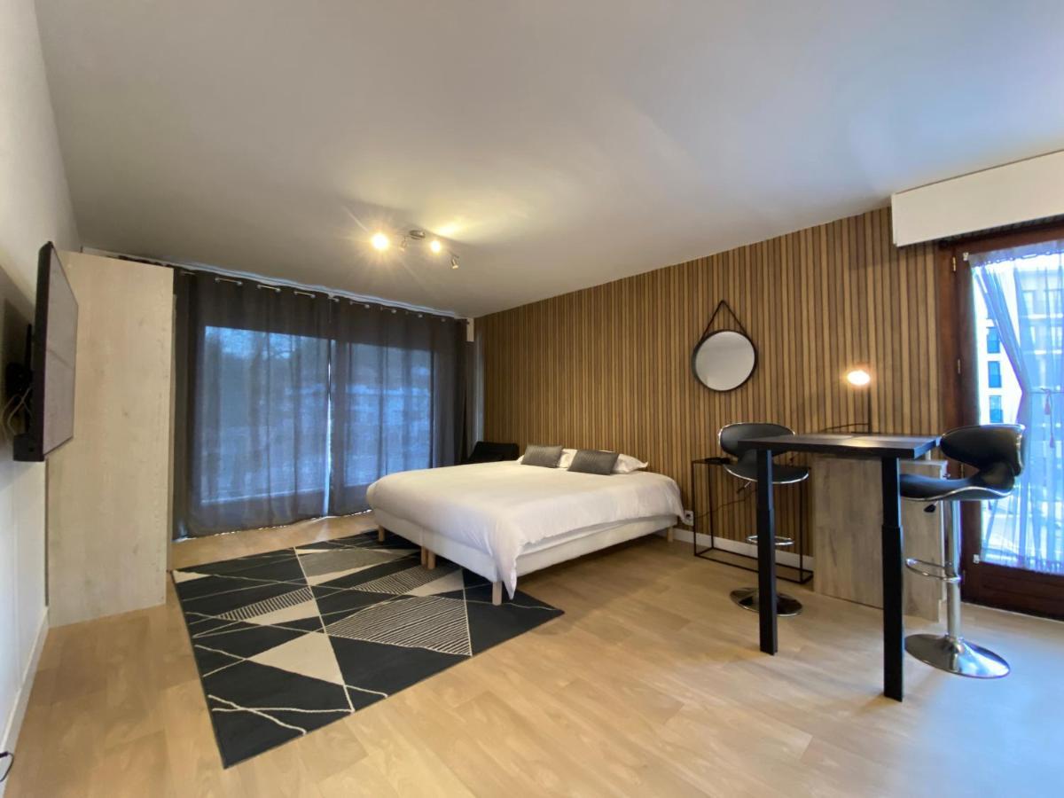 Studios & Chambres Aux Portes De Geneve Saint-Julien-en-Genevois Exteriér fotografie