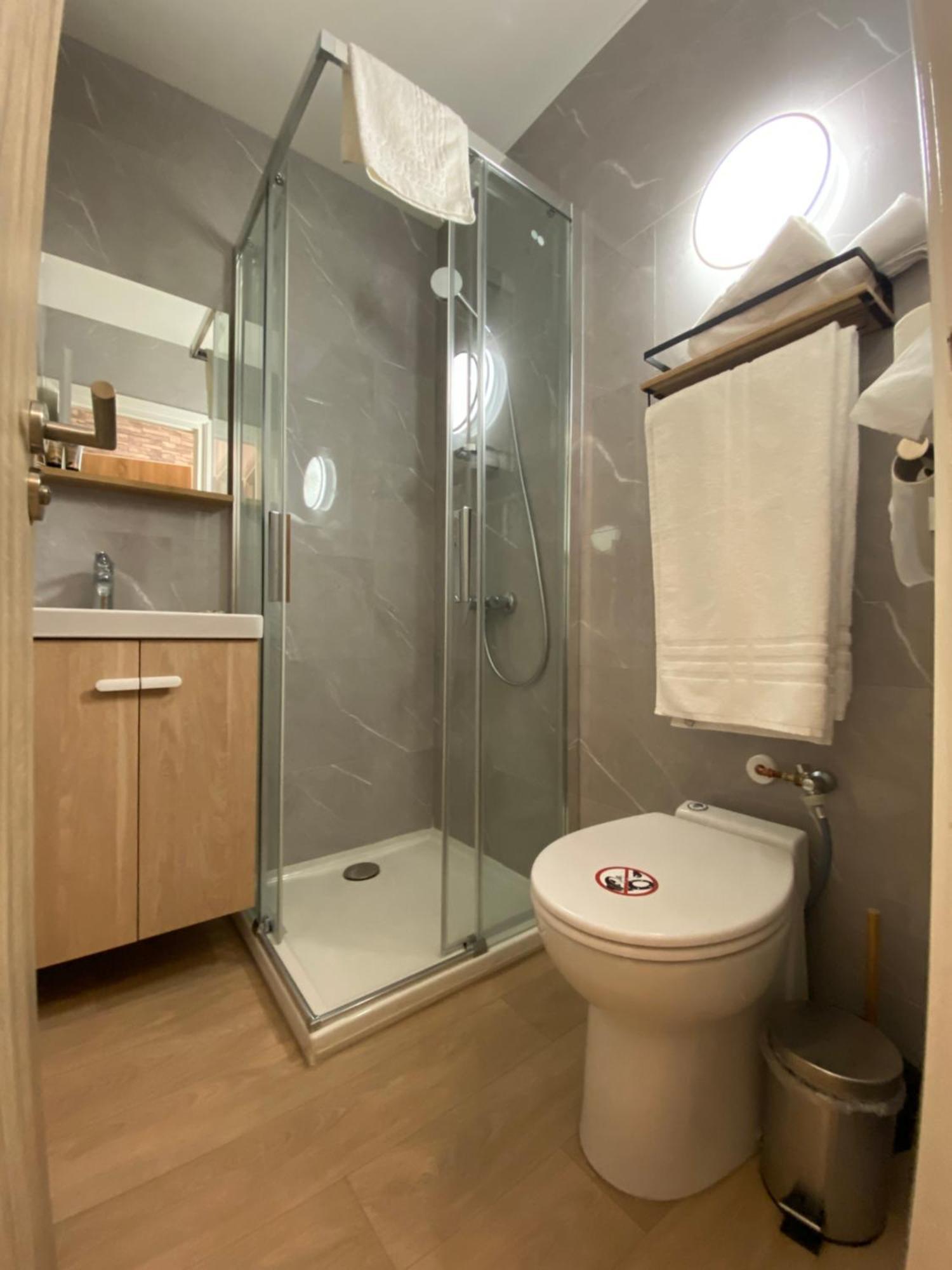 Studios & Chambres Aux Portes De Geneve Saint-Julien-en-Genevois Exteriér fotografie
